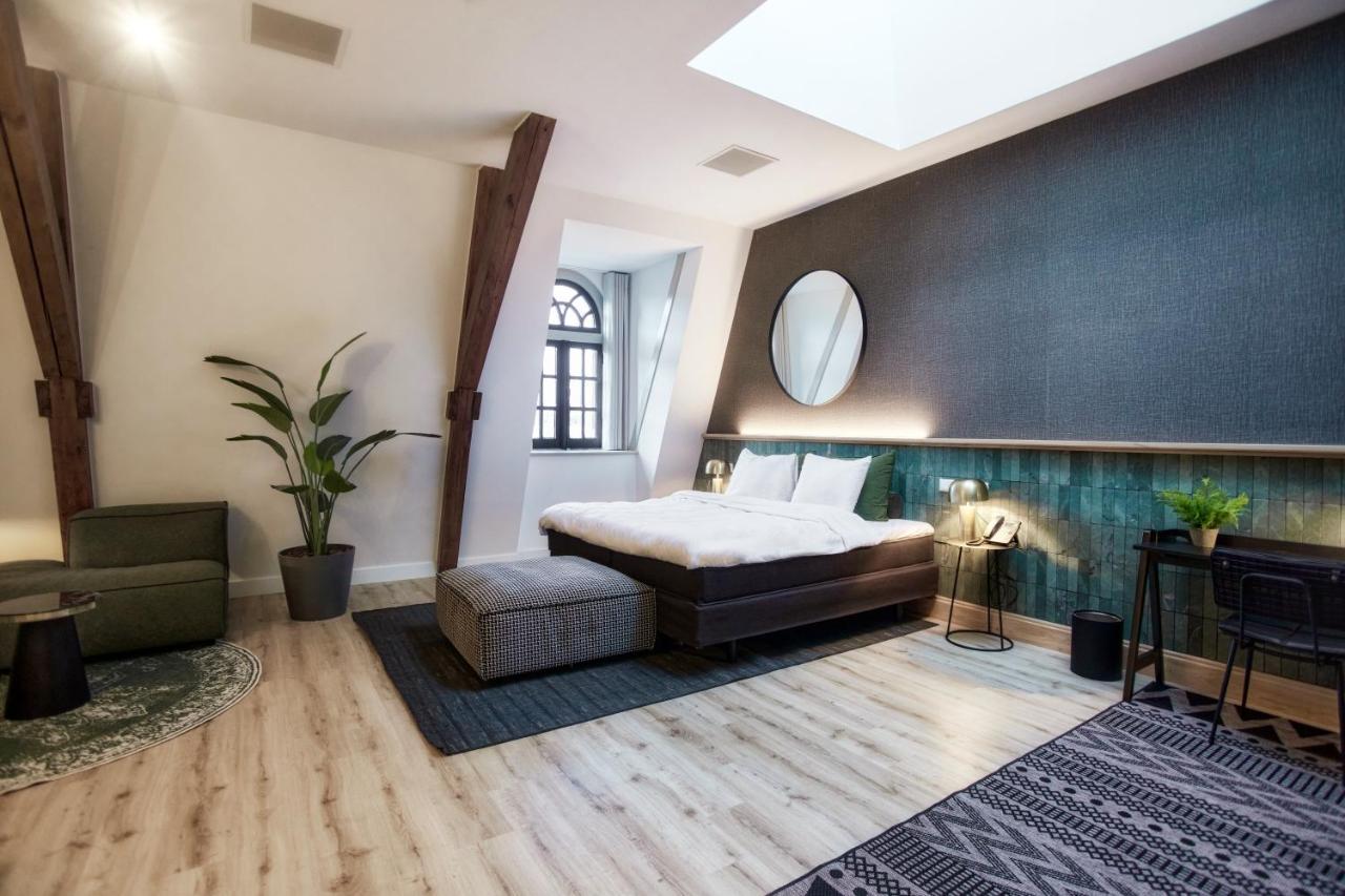 Hotel Botanique Бреда Екстериор снимка
