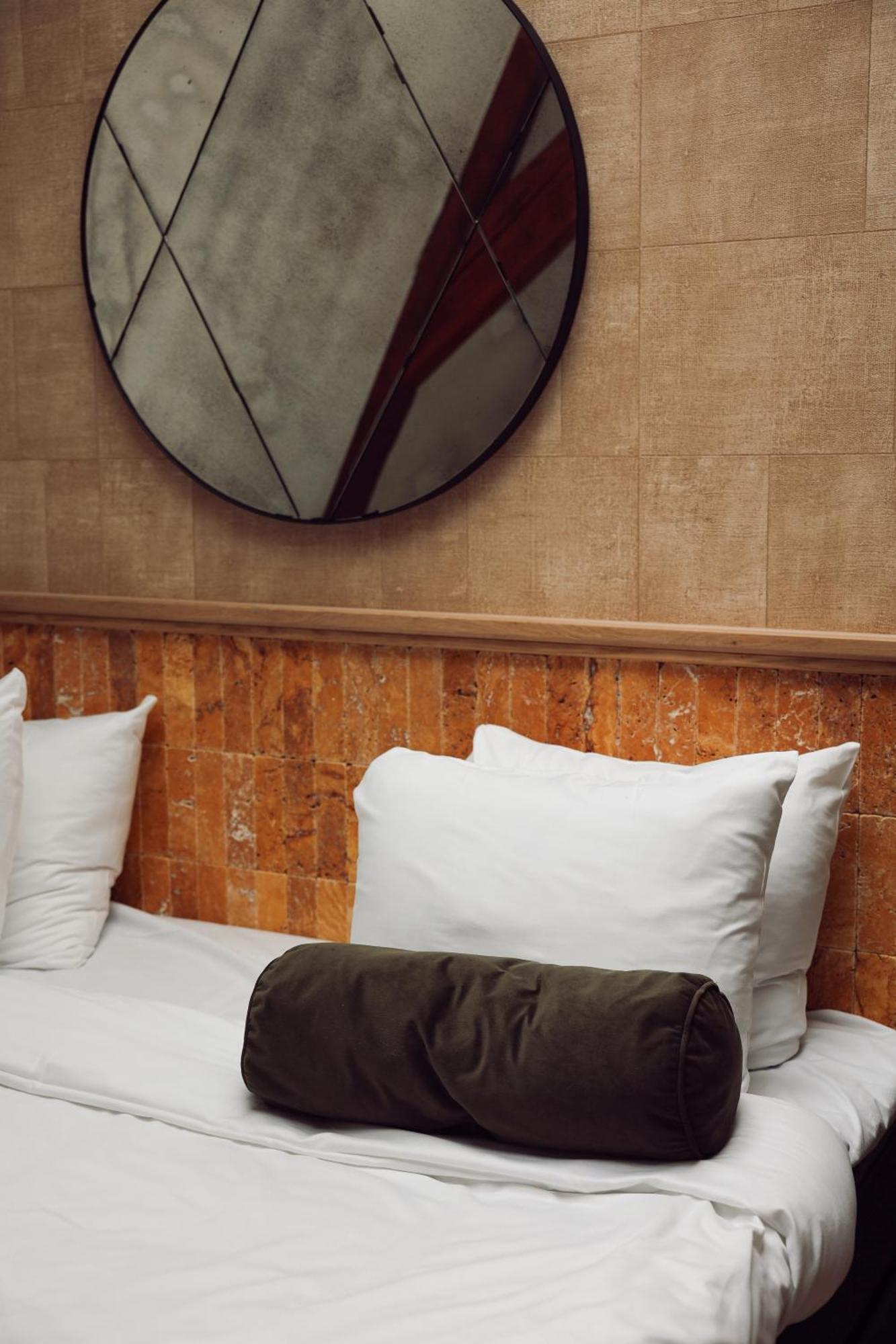 Hotel Botanique Бреда Екстериор снимка